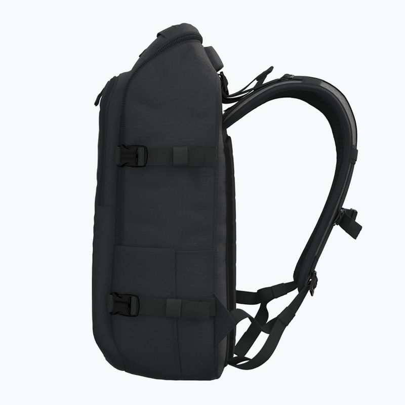 CabinZero Adventure Pro 32 l zaino da trekking nero assoluto 6