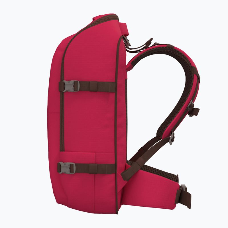 Zaino da trekking CabinZero Adventure 42 l miami magenta 6