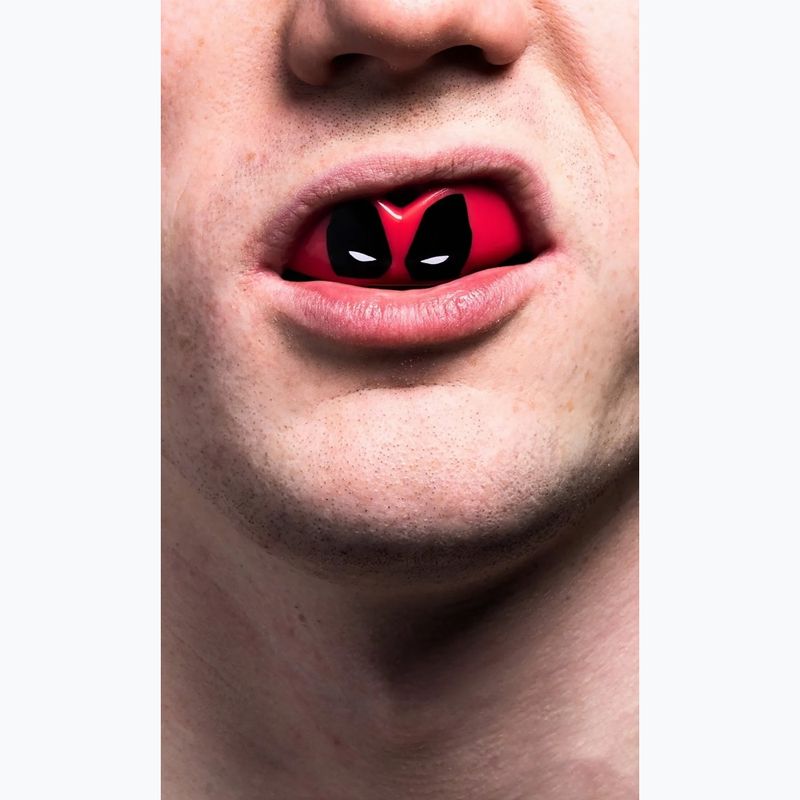 SAFEJAWZ Deadpool rosso/nero protezione della mascella 2