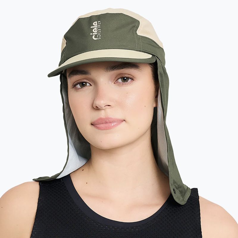 Cappellino con visiera Ciele Athletics GOCapPYN 2 Comp Nine Zero kombu safari 7