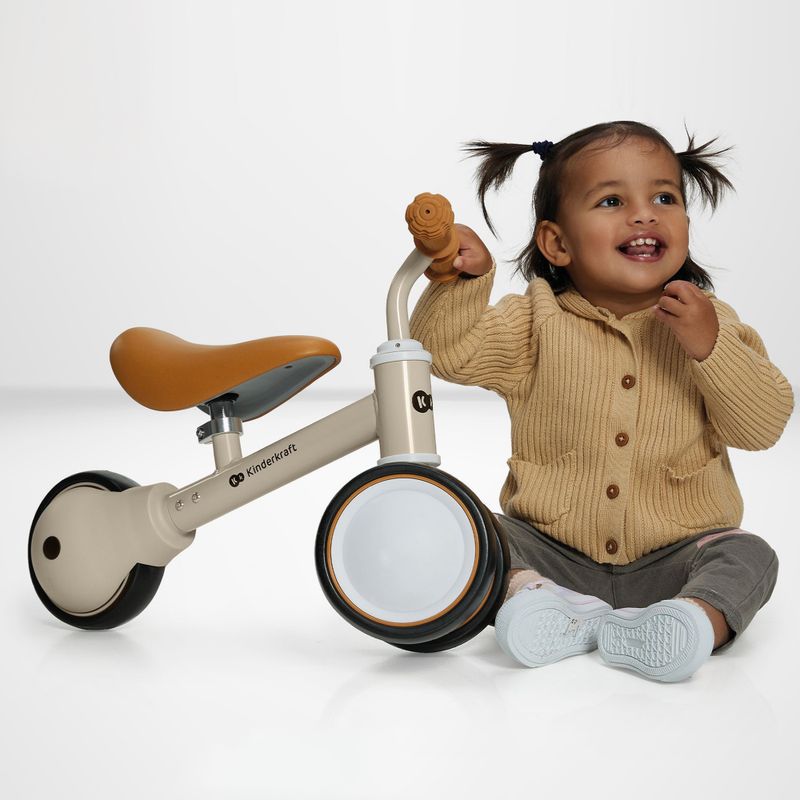 Kinderkraft triciclo Cutie beige chiaro 8