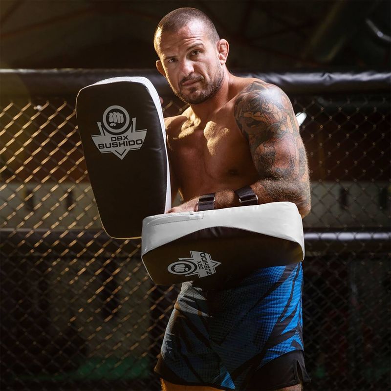 DBX BUSHIDO Scudo da allenamento Thai nero PAO T42 7
