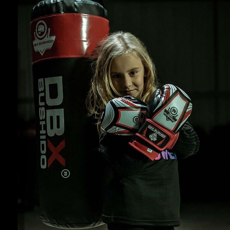 DBX BUSHIDO ARB-407v2 guanti da boxe per bambini neri e rossi 13