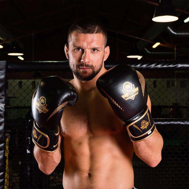 Guanti da boxe DBX BUSHIDO in pelle naturale nera B-2v13 17