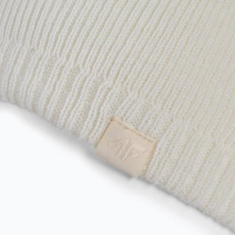 Berretto invernale da donna 4F CAD001 bianco sporco 4