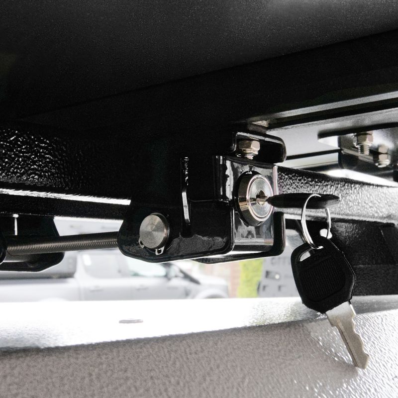 Supporto di montaggio OFFLANDER Anti-Theft Roof Tent Brackets 4 pack black 12