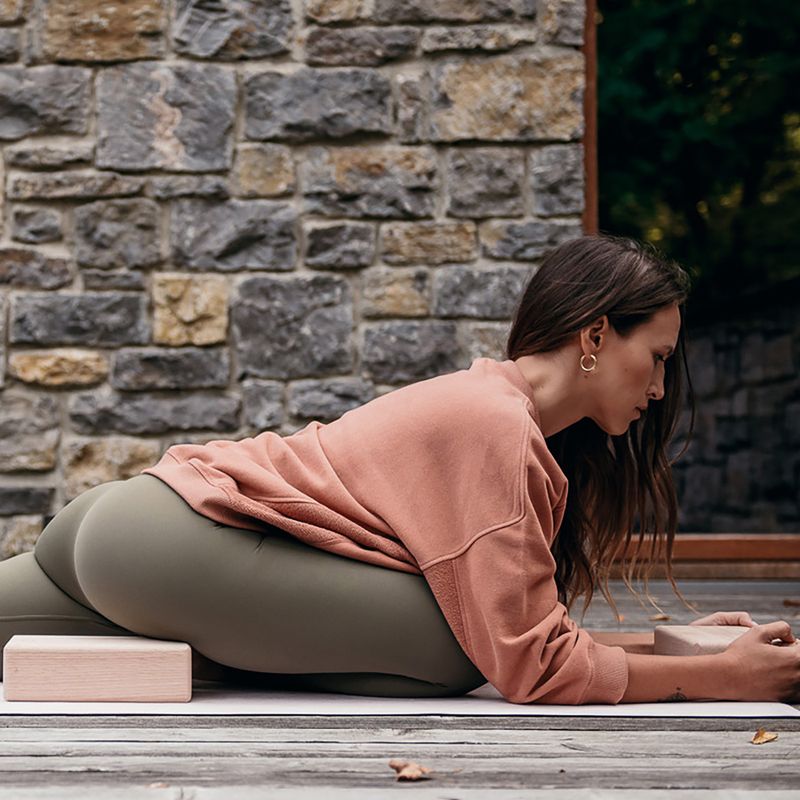 Yoga cubo Gioia in me Crescere ed espandersi marrone 9