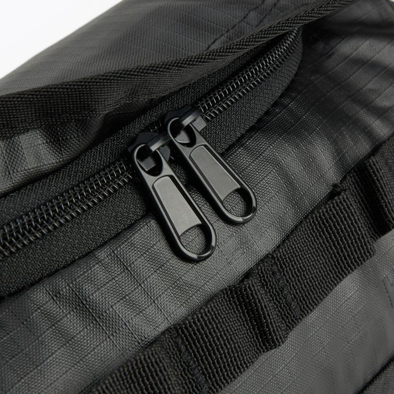 Borsa cosmetica da viaggio Kadva Fresher nera 7