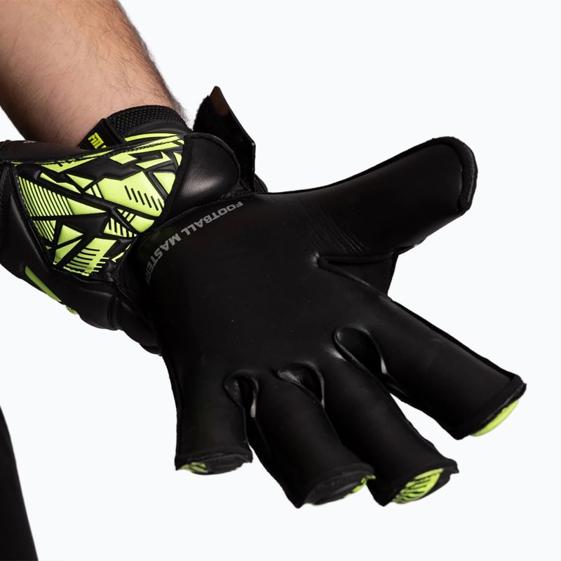 Guanti da portiere Football Masters Invictus X Training nero/verde 4