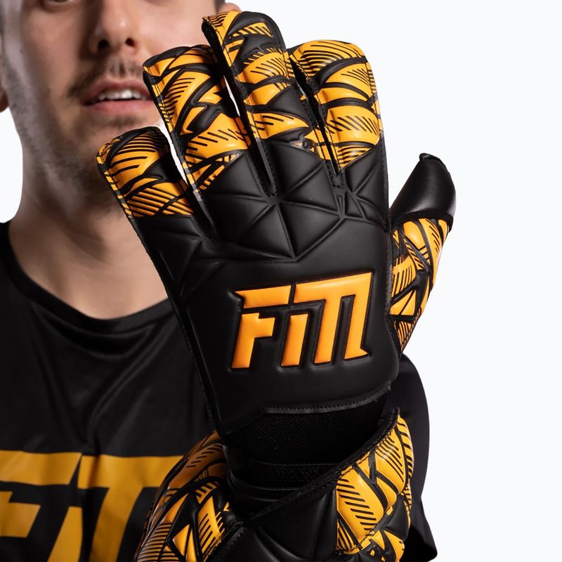 Guanti da portiere Football Masters Invictus X Training nero/arancione 5