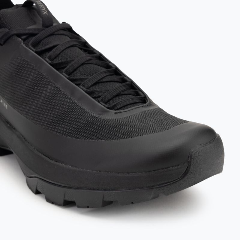 Scarpa da avvicinamento Arc'teryx Vertex Alpine da uomo nero / nero 7
