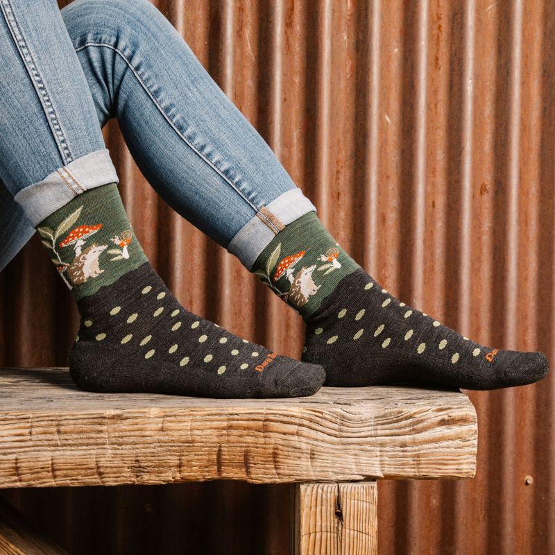 Calze da donna Darn Tough Wild Life hedgehog moss 2