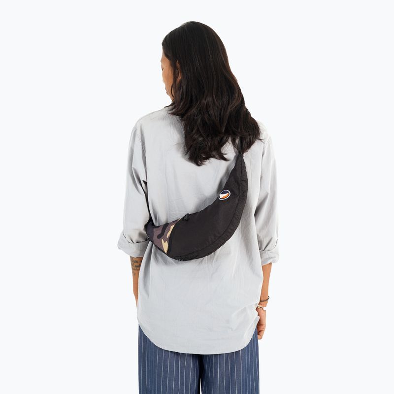 Ticket To The Moon - Borsa a tracolla Upcycled Sling nero/camo 4