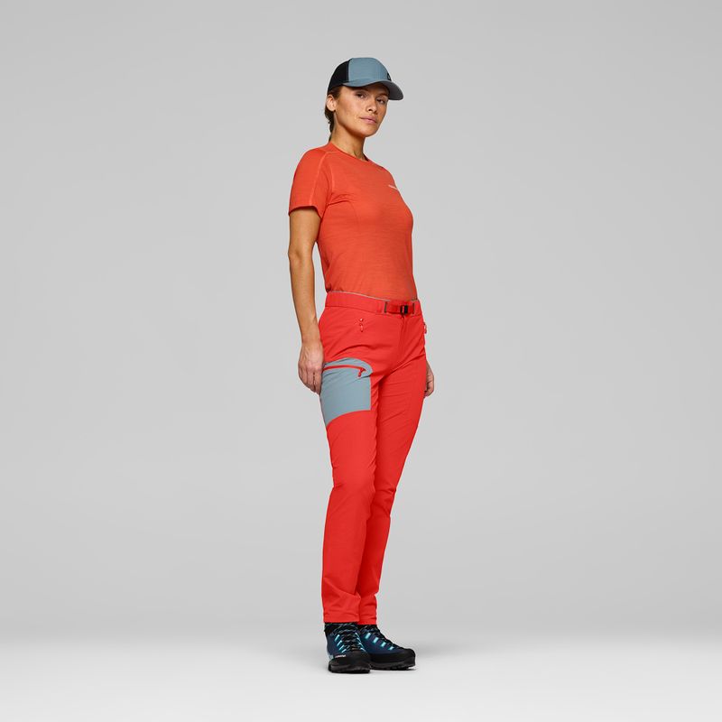 Pantaloni da trekking da donna NORRONA Falketind Flex1 Light aura orange 4