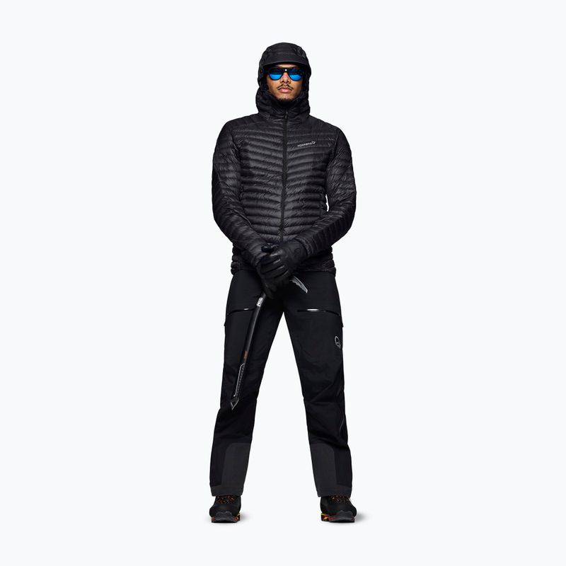 Piumino uomo Norrona Trollveggen Down800 Super Light Hood Caviar Black 2