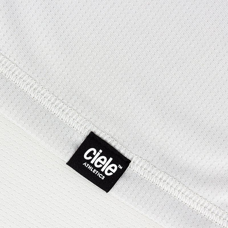 Ciele Athletics FSTCollar grigio chiaro camino 2