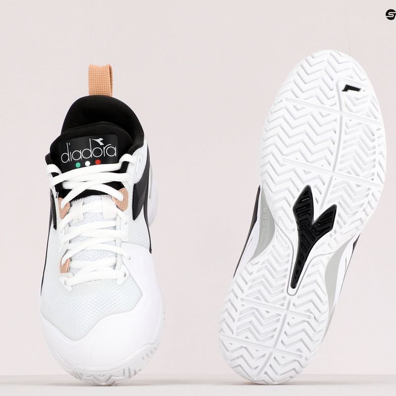 Scarpe da tennis donna Diadora Speed Blushield 5 AG bianco e nero DD-101.176941 9