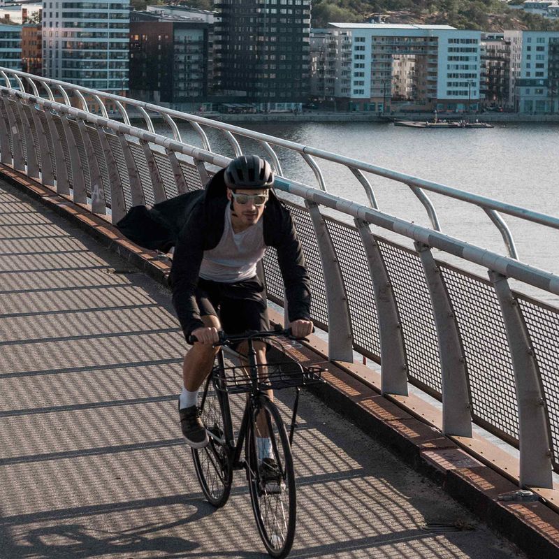 Pantaloncini da ciclismo da uomo POC Transcend nero uranio 3