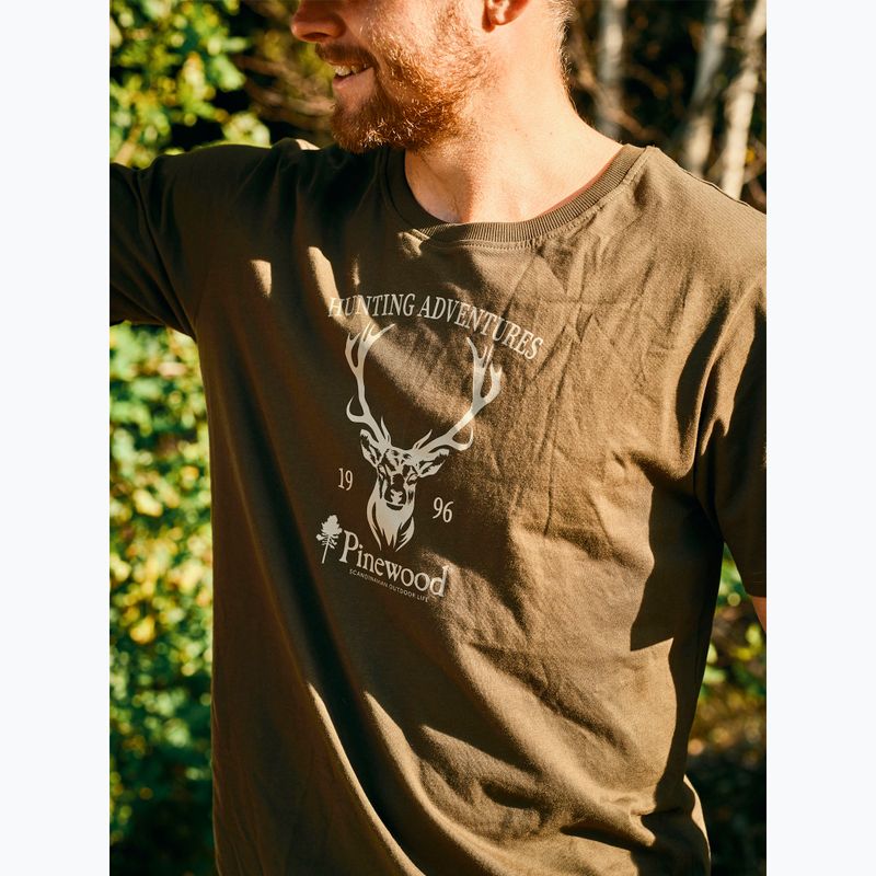 Maglietta verde Pinewood Red Deer da uomo 6