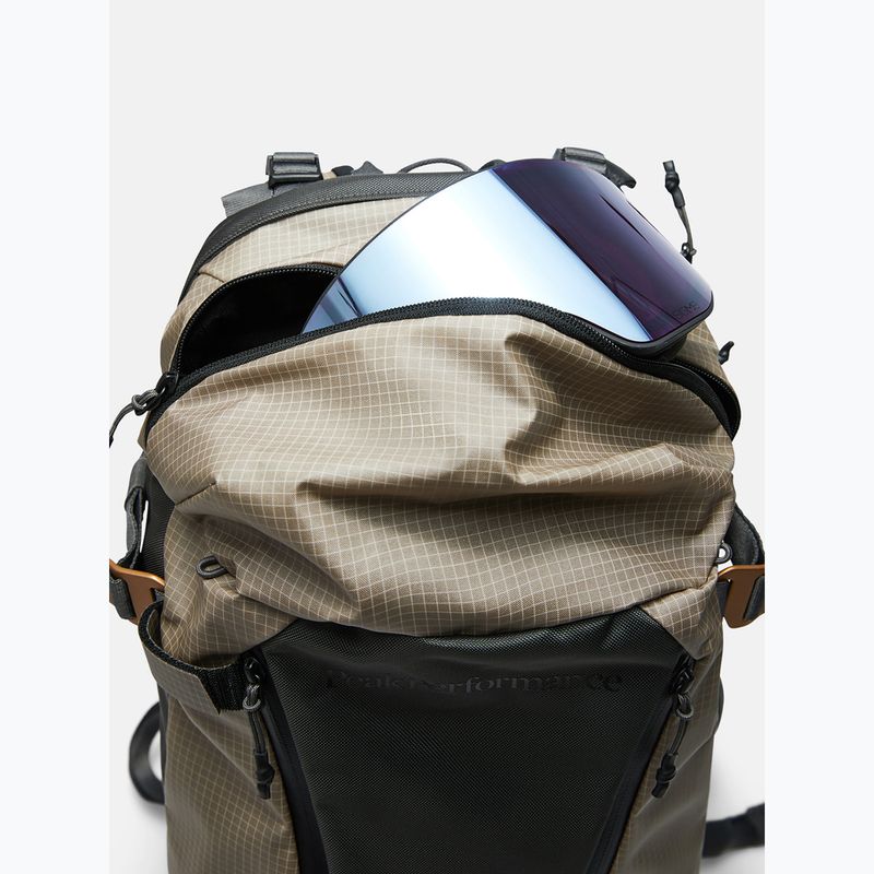 Zaino Peak Performance Vertical Ski 25 l avid beige 5
