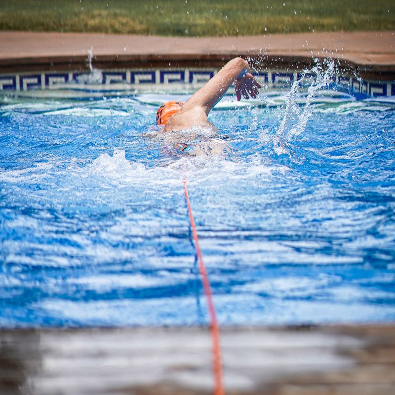 Cintura stazionaria per l'allenamento di nuoto BuddySwim 4