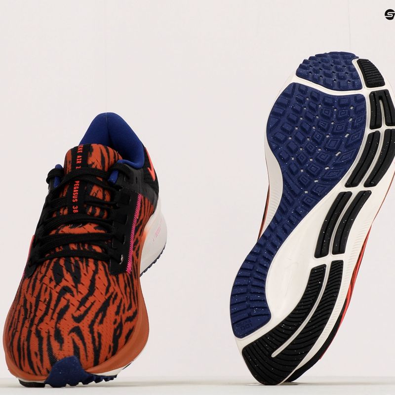 Nike Air Zoom Pegasus 38 donne scarpe da corsa alba bruciata/abanero rosso/nero/fantasma 11