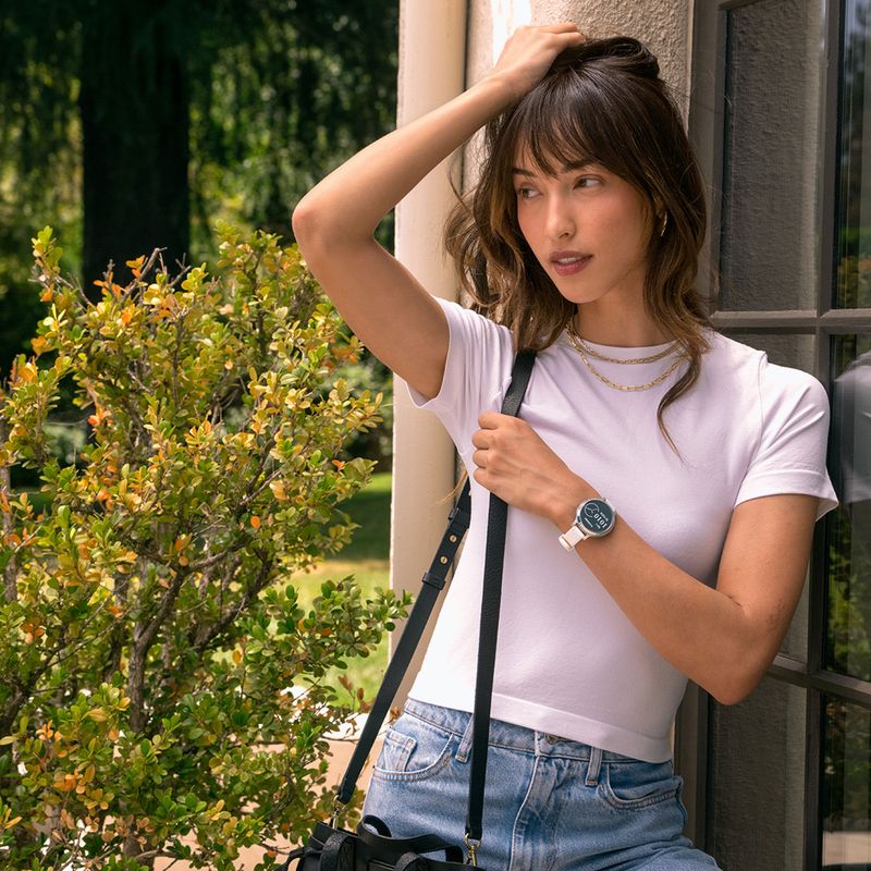 Smartwatch Garmin Lily 2 Active lunar gold/bone 9