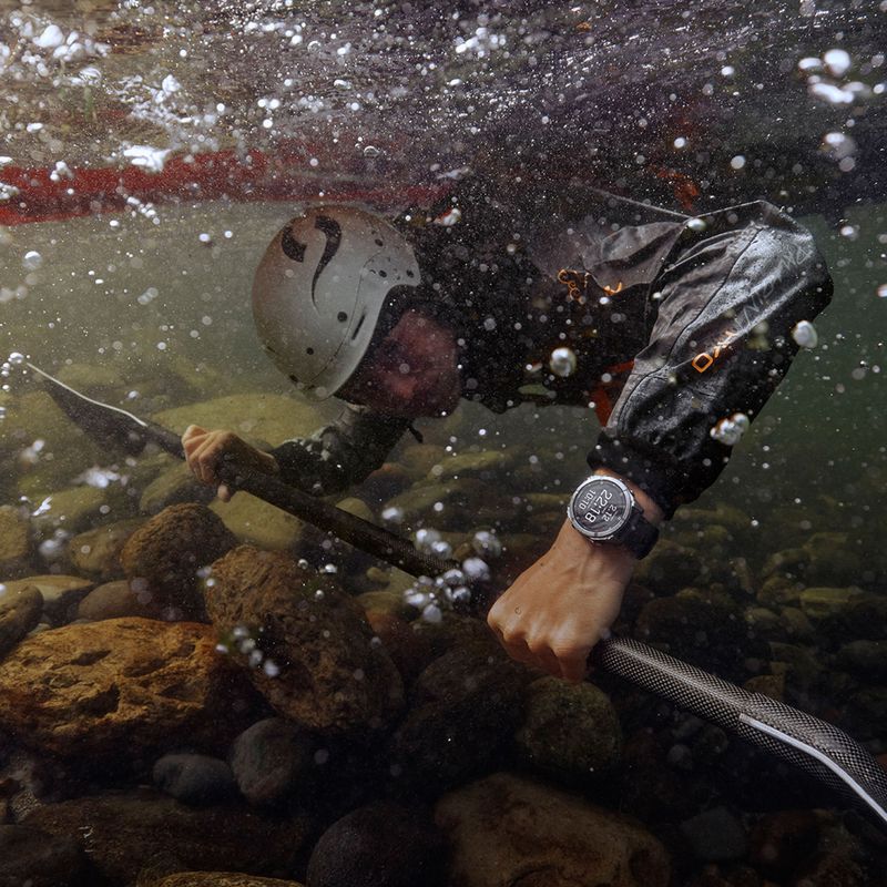 Orologio Garmin Fenix 8 Pro 51 mm Amoled sapphire/graphite/black 12