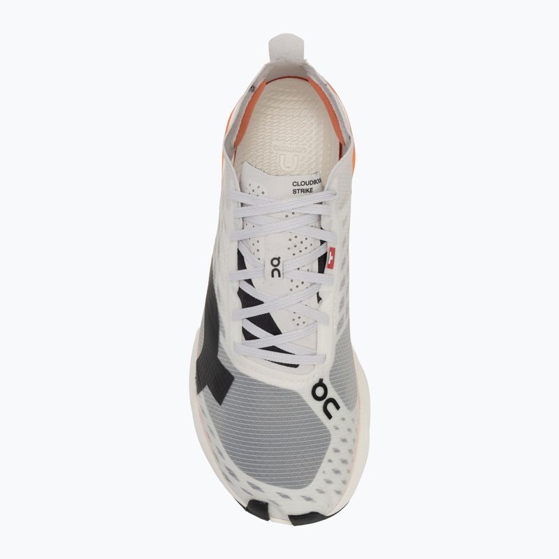 Scarpe da corsa On Cloudboom Strike bianco/nero da donna 5