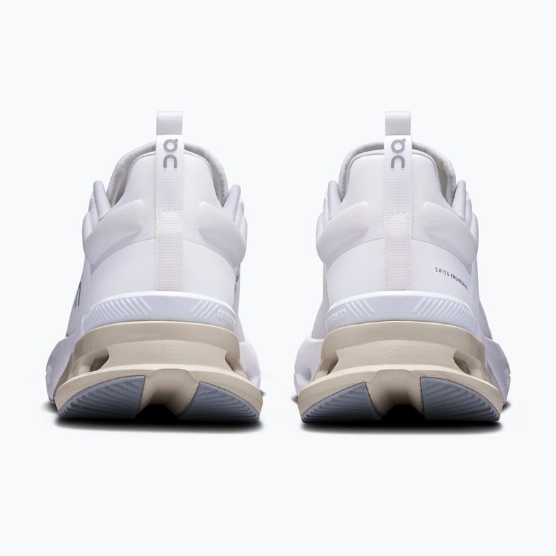 Scarpe da ginnastica da donna On Running Cloudnova X bianco/ghiaccio 4