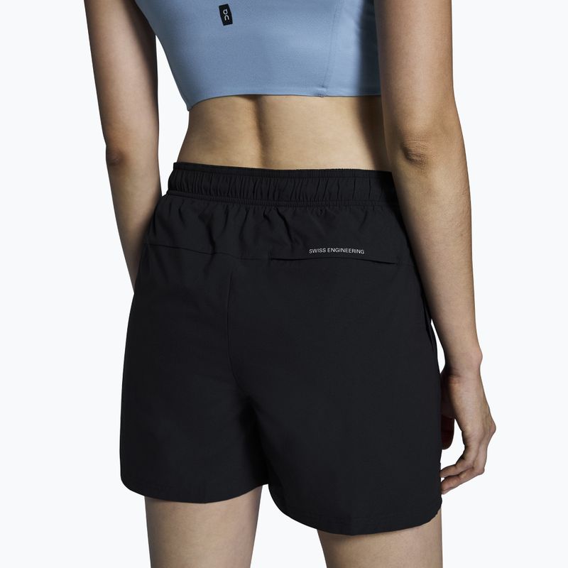 Pantaloncini da corsa On 5" Core nero da donna 6