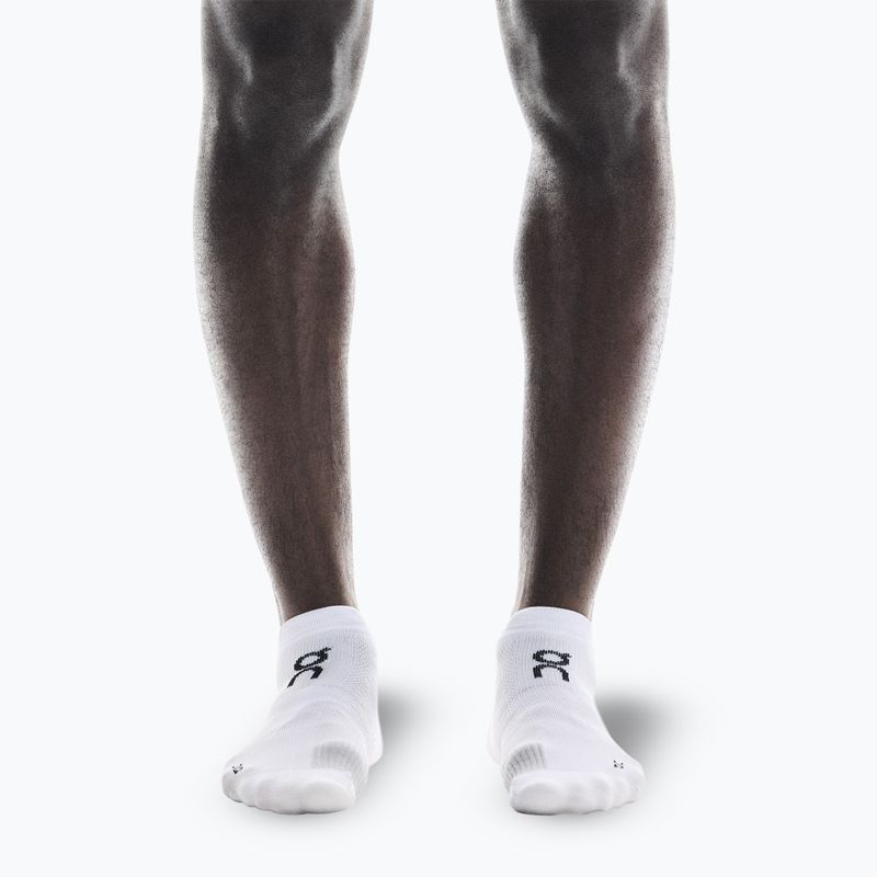 On Performance Run Low calzini bianchi/ghiaccio 4