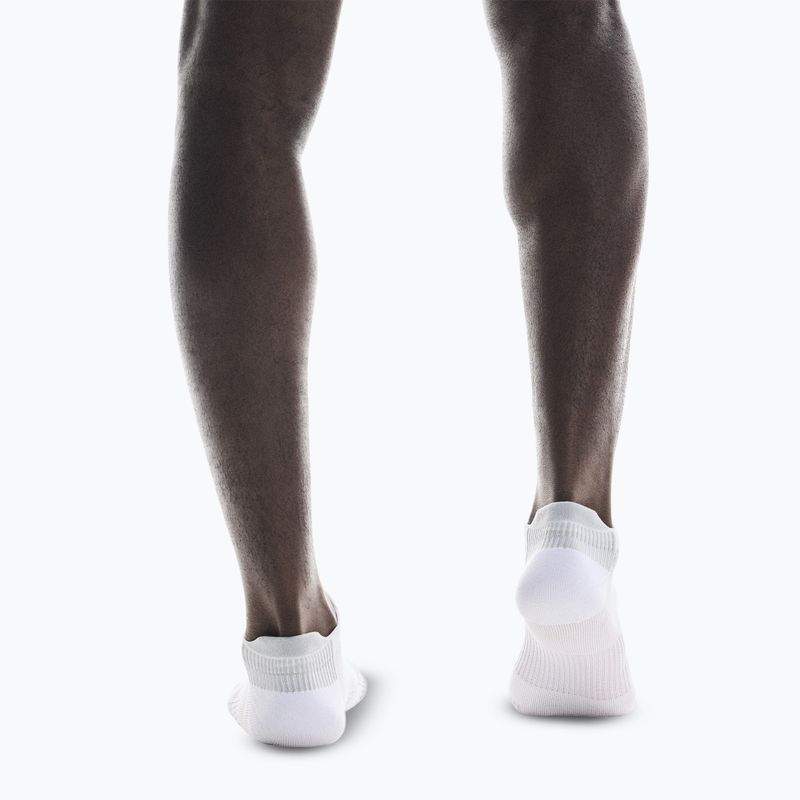 On Performance Run Low calzini bianchi/ghiaccio 5