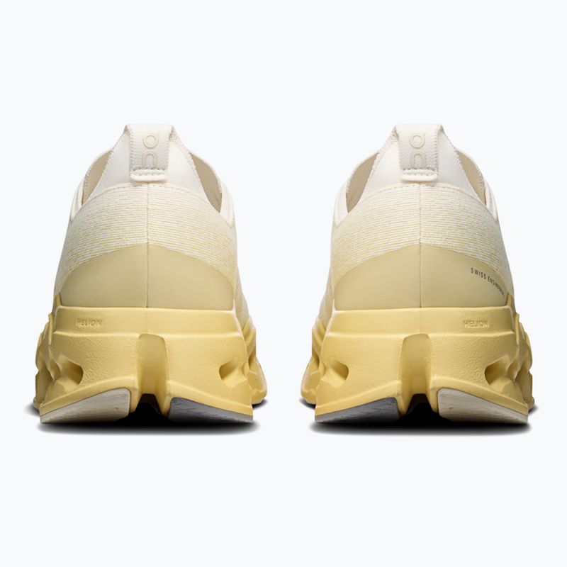 Scarpe da corsa uomo On Cloudsurfer Max ivory/dijon 4