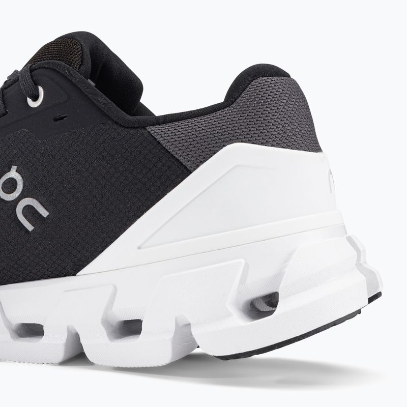 Scarpe da corsa On Cloudflyer 4 nero/bianco da uomo 11