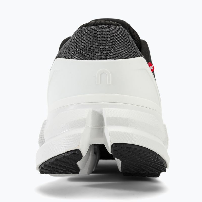 Scarpe da corsa On Cloudflyer 4 bianco/nero delle donne 6