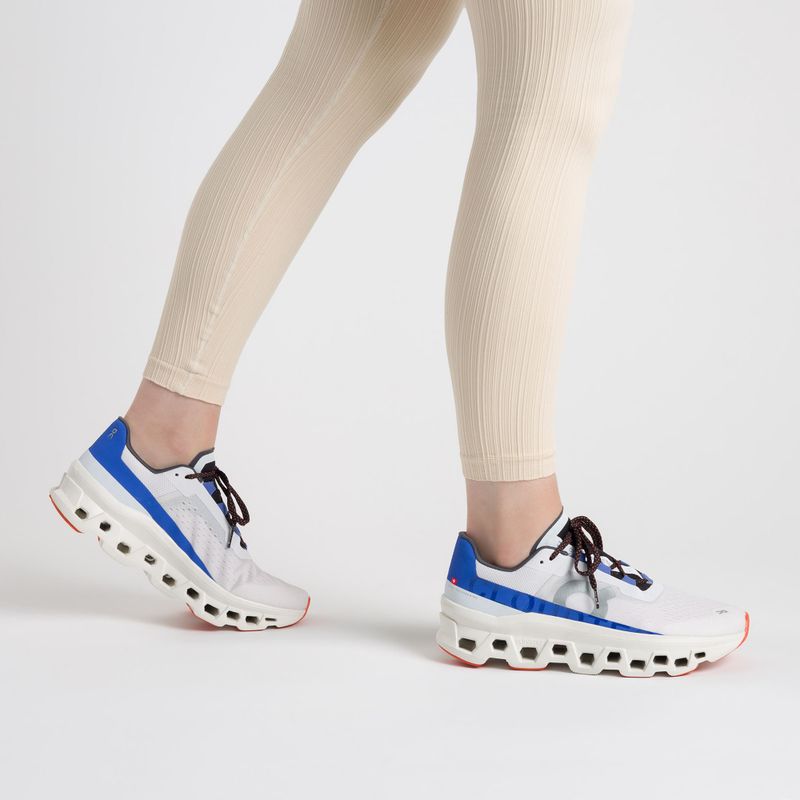 Scarpe da corsa On Running Cloudmonster Frost/cobalt da donna 2