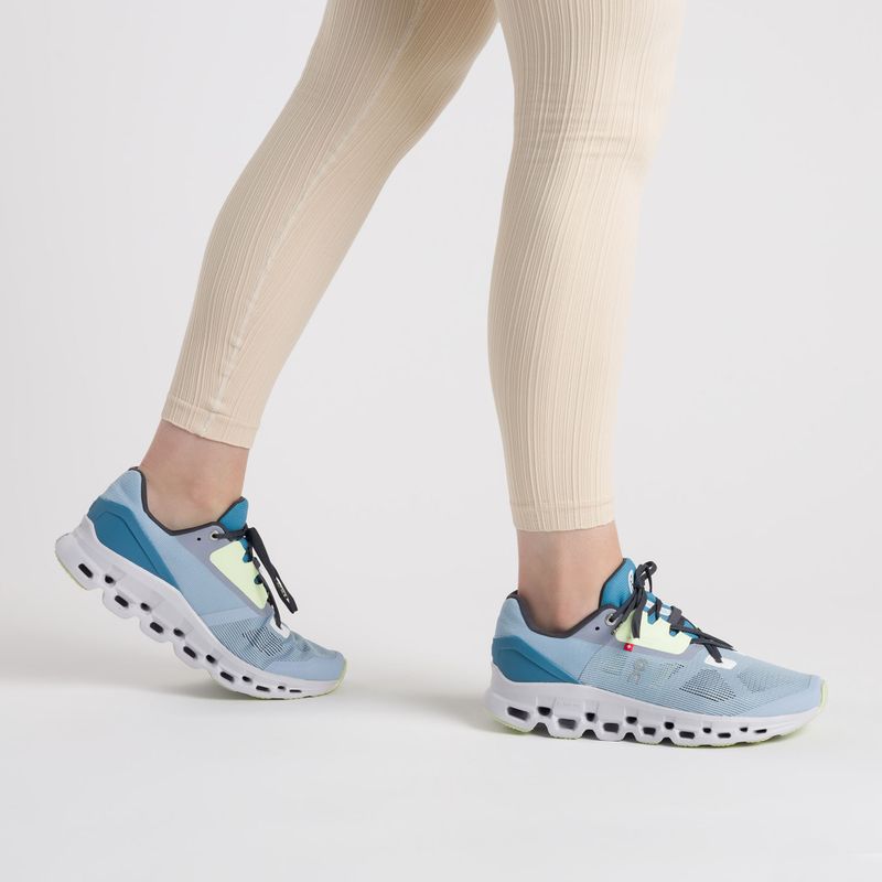 Scarpe da corsa On Cloudstratus da donna in chambray/lavanda 2