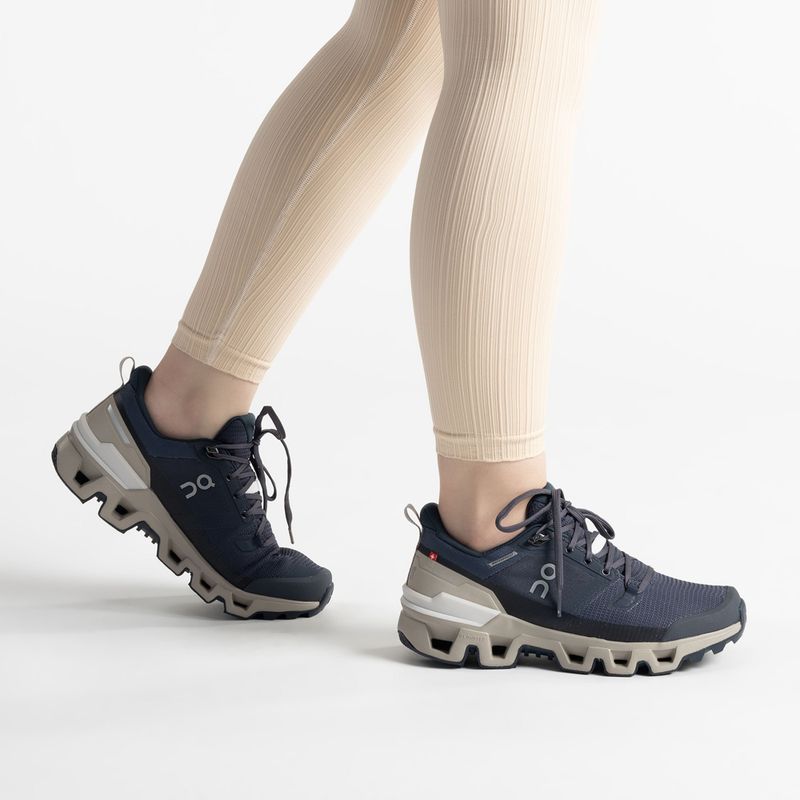 Stivali da trekking da donna On Cloudwander Waterproof navy/desert 2