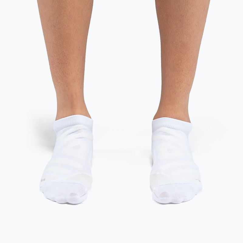 Calzini da corsa On Performance Low bianco/avorio da donna 3