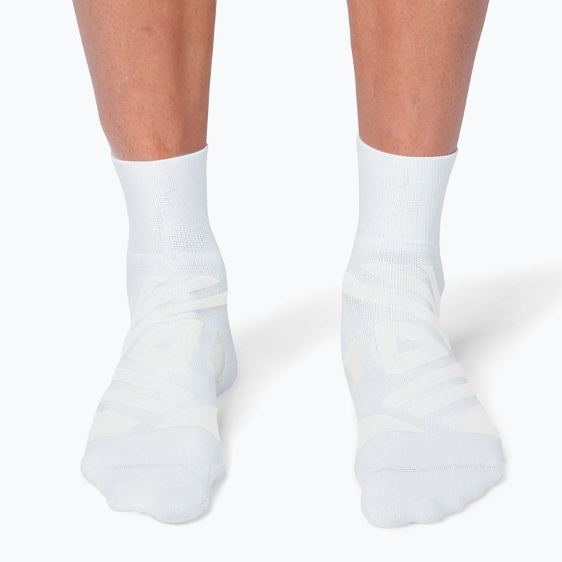 Calze da corsa On Running Performance Mid bianco/avorio per uomo 2