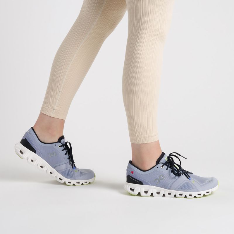Scarpe da corsa da donna On Cloud X 3 nimbus/bianco 2