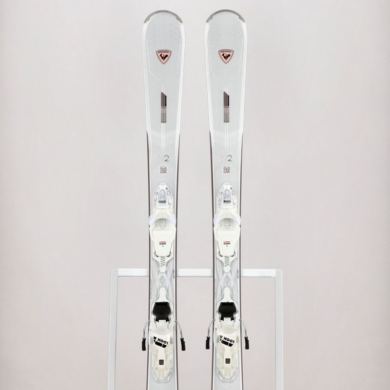 Sci da discesa femminile Rossignol Nova 2 + attacchi XP10 bianco 13