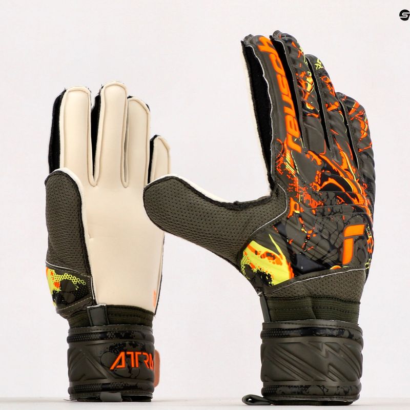 Guanti da portiere Reusch Attrakt Solid verde deserto/arancio shocking 9