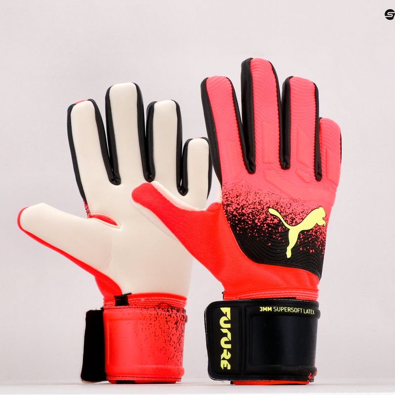 PUMA Future Z:ONE Grip 3 NC guanto da portiere corallo acceso/luce frizzante 7