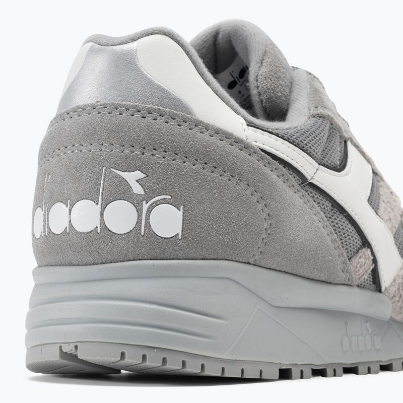Scarpe Diadora N902 Hairy Suede grigio melange 9