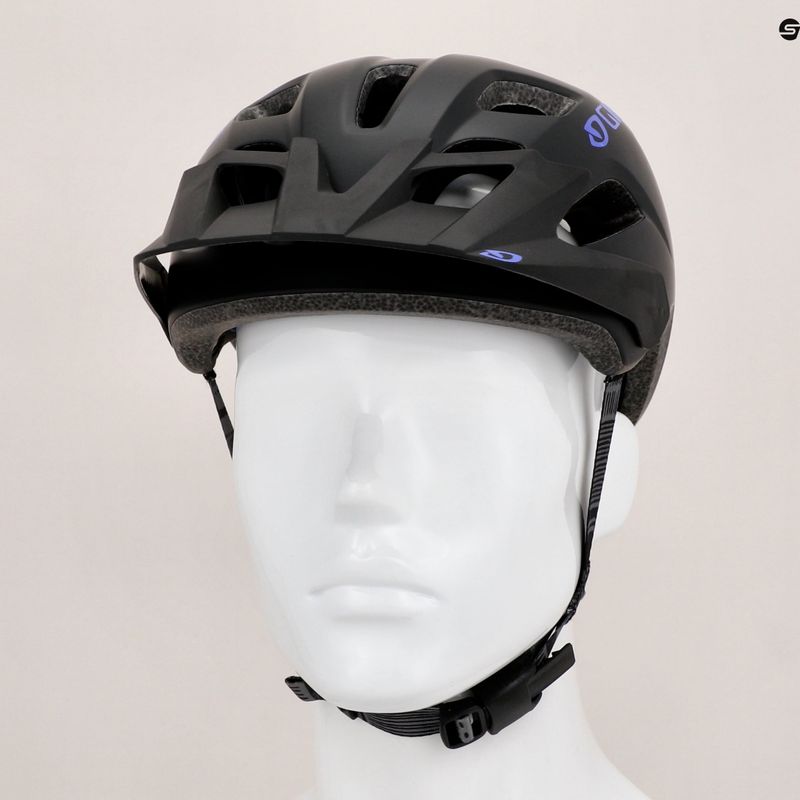 Casco da ciclismo da donna Giro Verce nero opaco/porpora elettrico 9