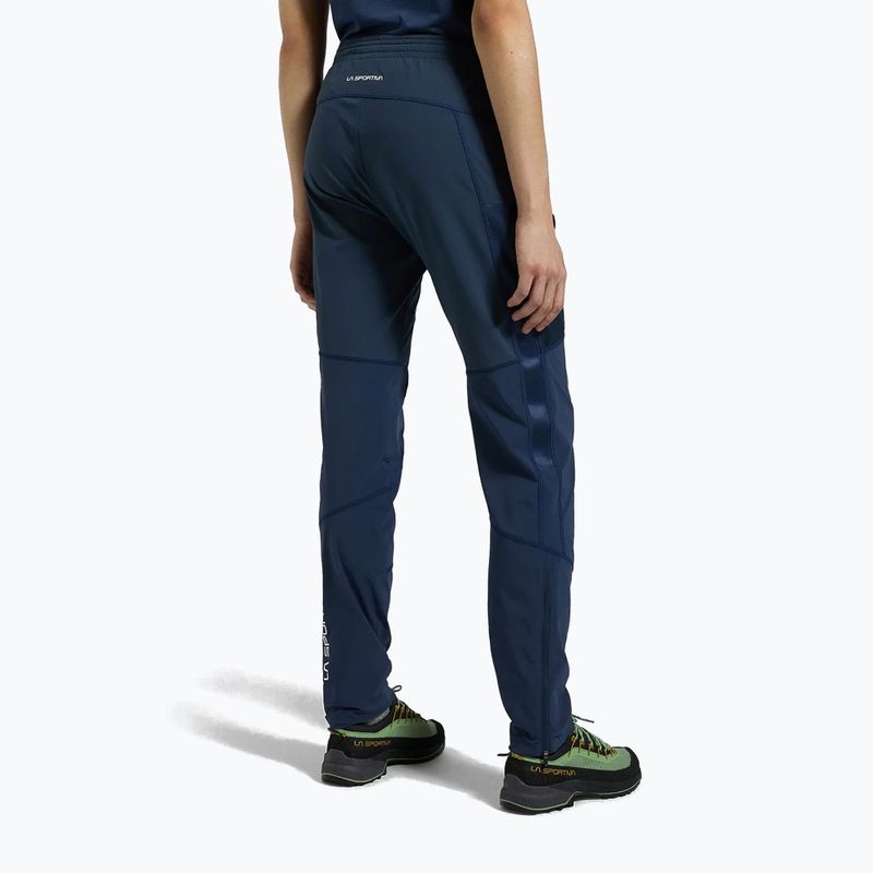 Pantaloni da trekking da donna La Sportiva Aequilibrium night sky/chalk 2