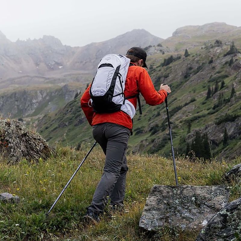Zaino da trekking da uomo Osprey Talon 22 l bianco / nero 9