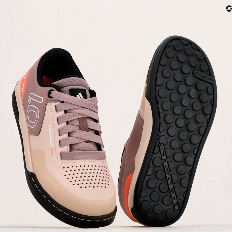 Scarpe da ciclismo piattaforma donna adidas FIVE TEN Freerider Pro wobder taupe/grigio/arancio acido 12
